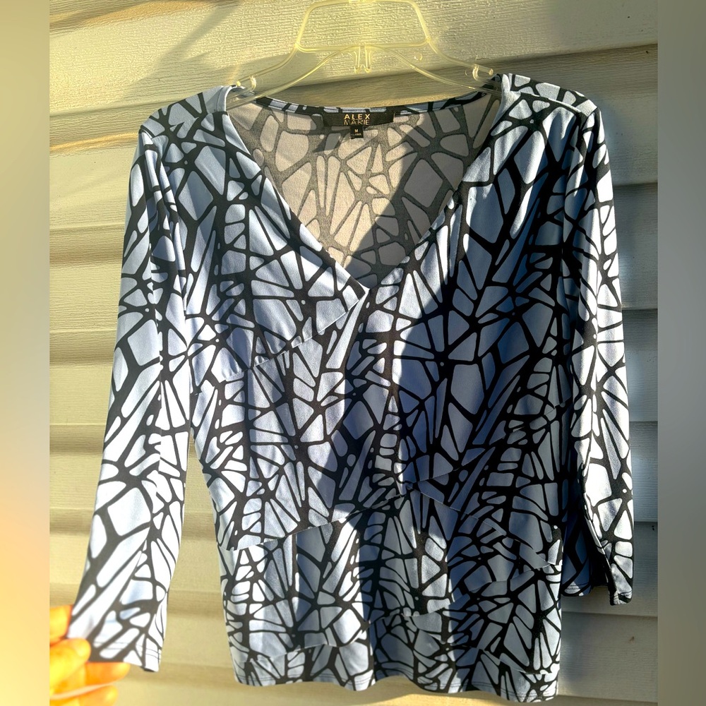 Alex Marie| Alex Marie  blouse size M color blue/ black